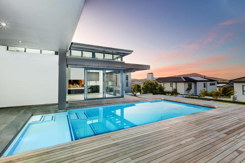 6 Bedroom Property for Sale in Clara Anna Fontein Western Cape
